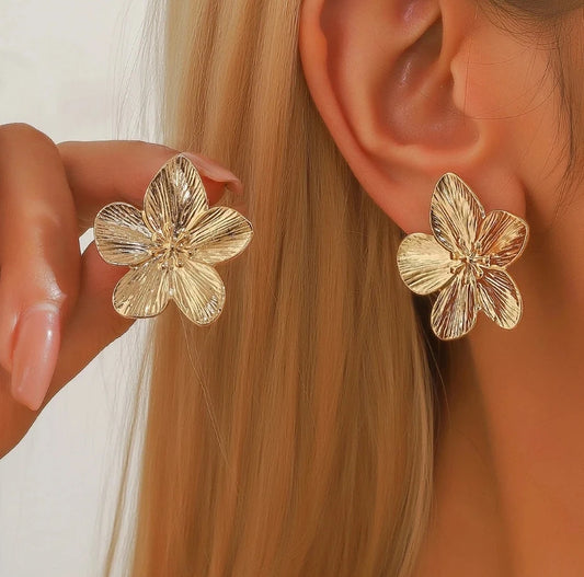 Women's Retro Floral Earrings – Stylish Party & Gift Jewelry